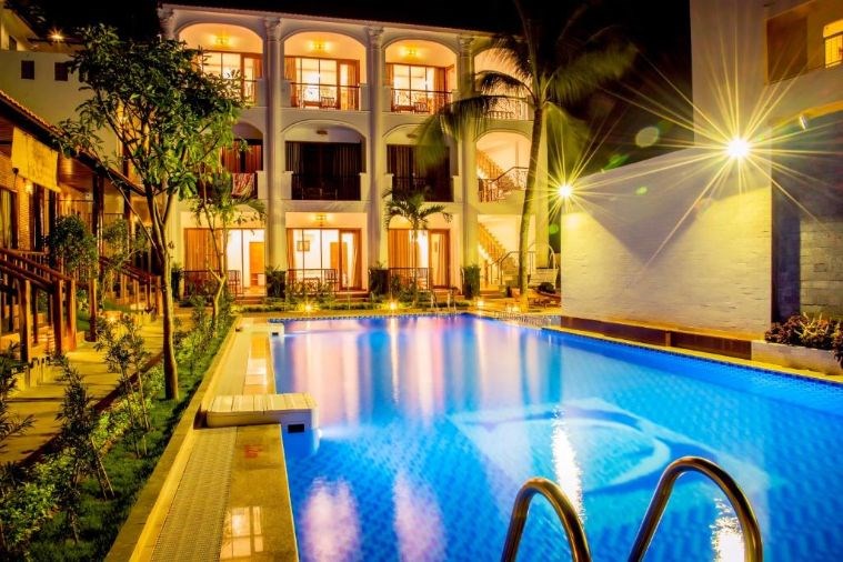 Bungalow 3 Hướng hồ bơi